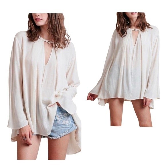 Oatmeal V-neck oversized tunic blouse with pockets size medium - Picture 1 of 9